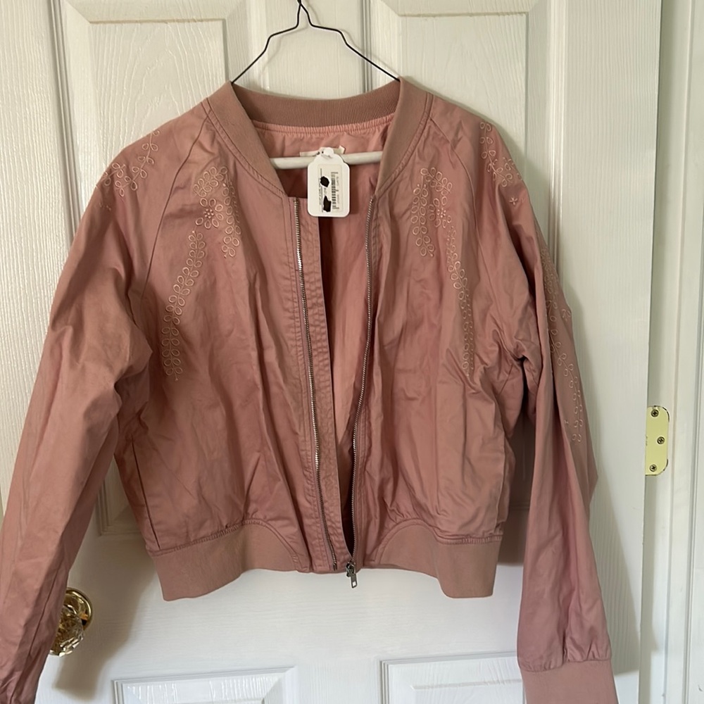 Light pink jacket with pretty embroidery NWT